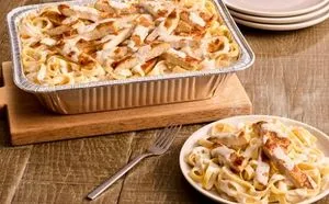 Chicken Alfredo (Serves 4 – 6)