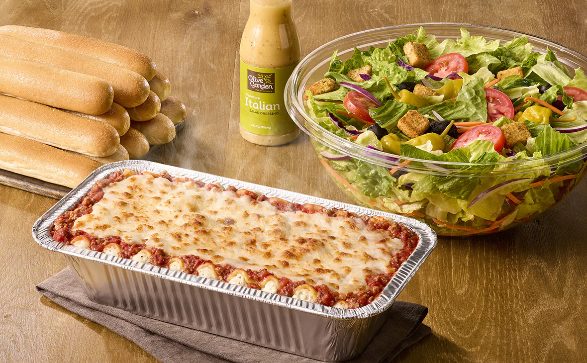 Family Style Lasagna Bundle (Serves 4-6)